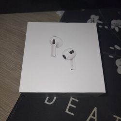 AirPods Gen 3