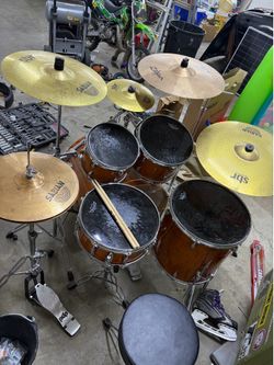 Pearl Drum Set (Export Series)