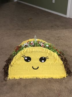 Taco piñata