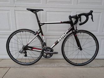 BMC RaceMachine RM01 55cm and two Shimano wheelsets