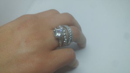 3piece silver wedding ring and wedding band set!!!