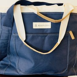 XL KeepCool Insulated Cooler Zipper Tote Bag – Navy & Cream  25.5” wide x 16” high   