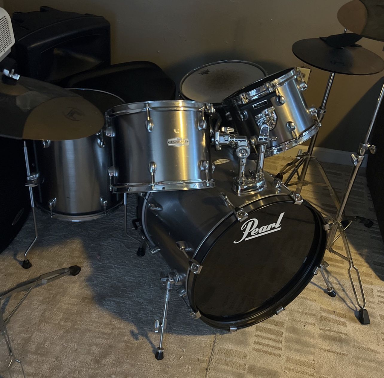 Pearl drums