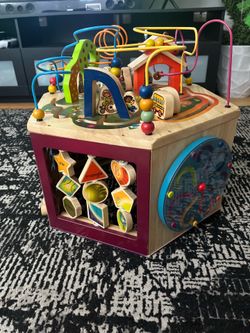 https://offerup.co/faYXKzQFnY?$deeplink_path=/redirect/ wooden activity cube