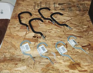 Screw-In Ceiling Hooks Set