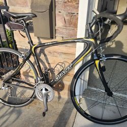 Bicycle (55 cm Giant Road Bike)