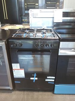 24 " DANBY  GAS RANGE 4 BURNERS