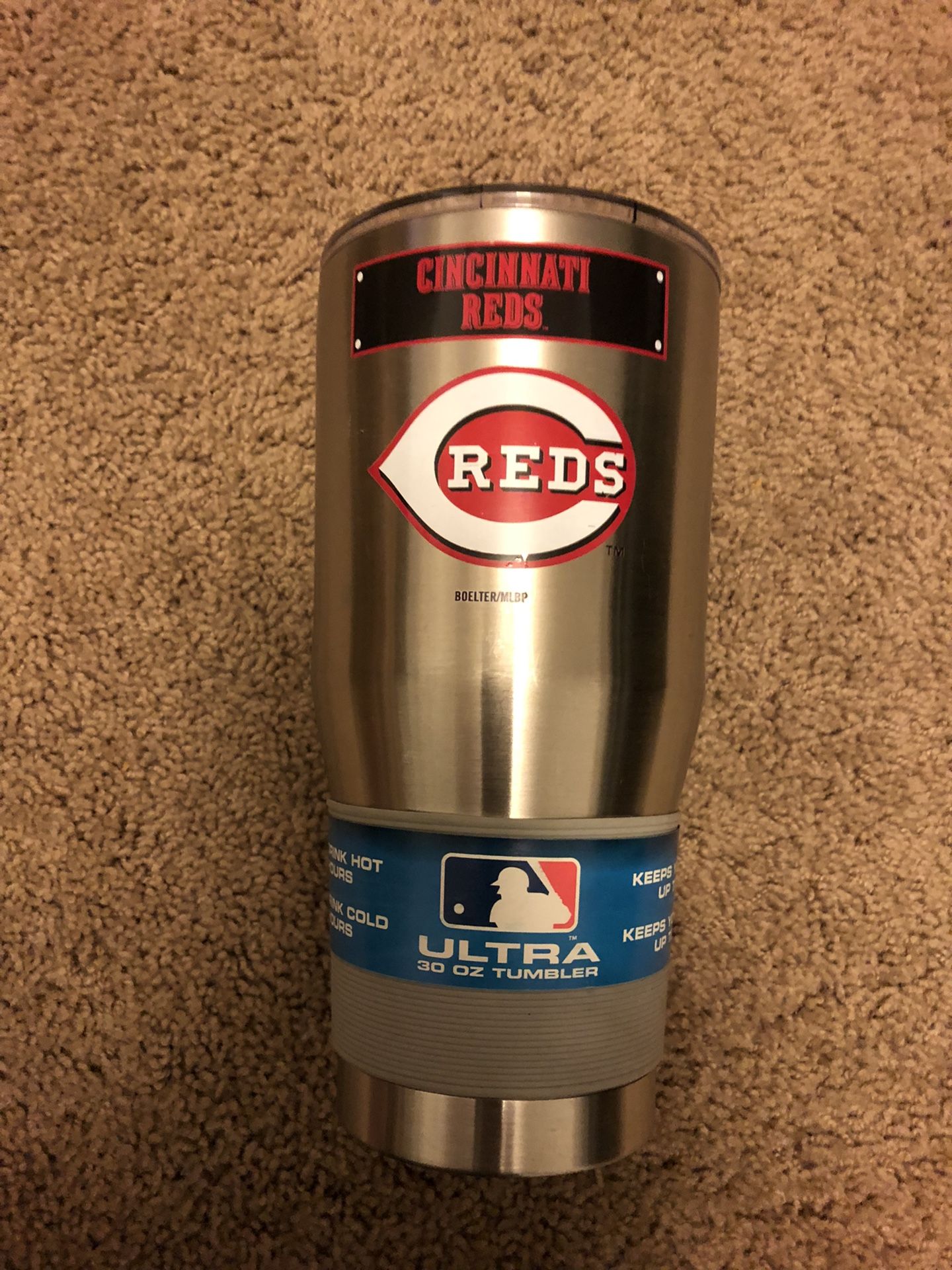 Reds 30 oz Tumbler. Stainless Steel