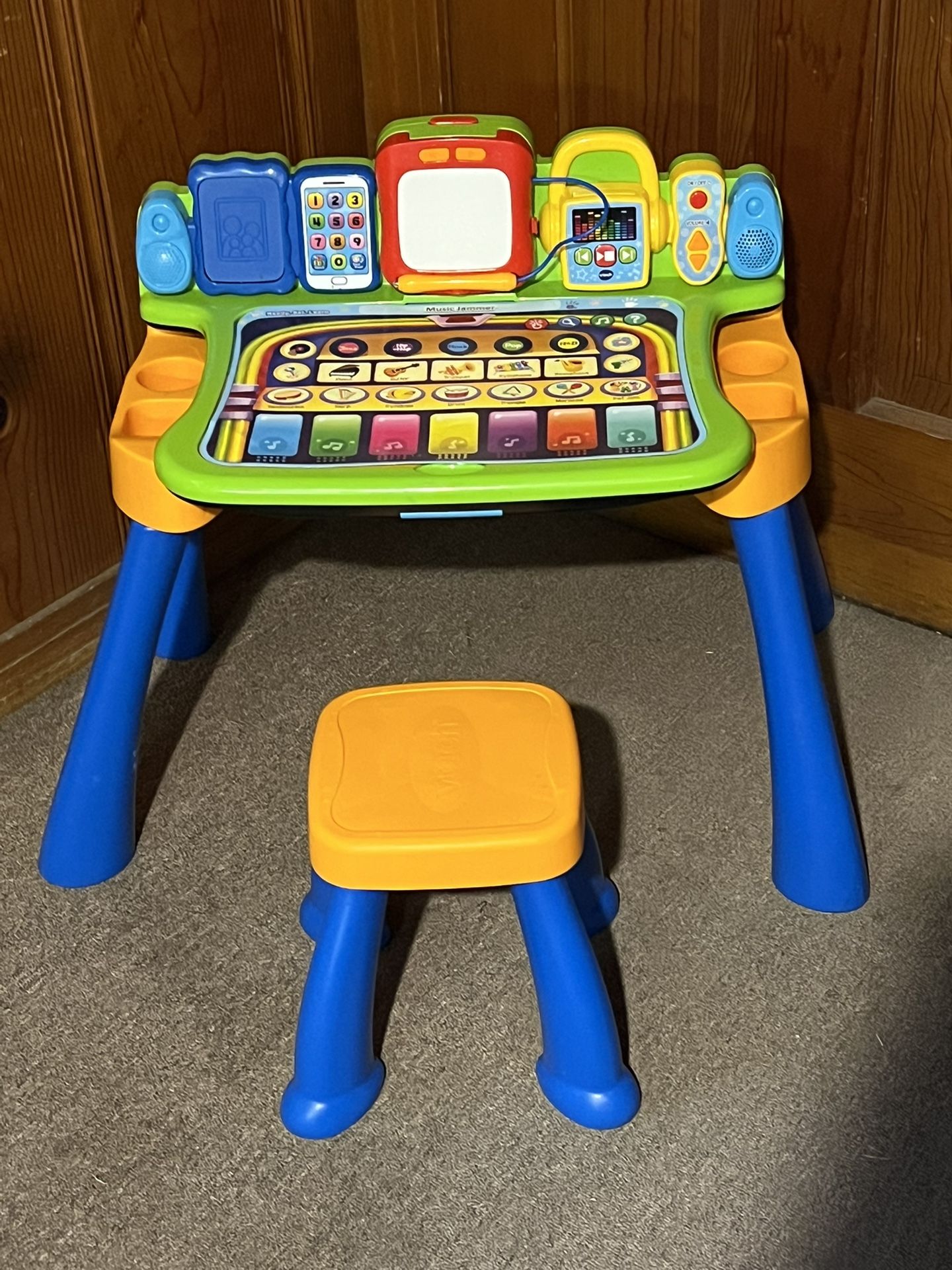 Vtech Ready To Learn Desk activity 