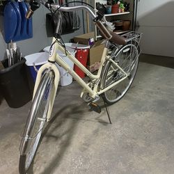 Brand New Schwinn 7 Speed Hybrid Bike 