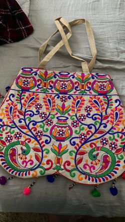 Hand bag