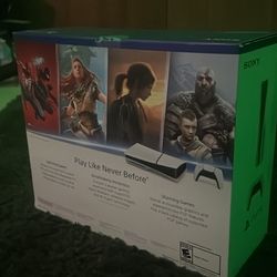 Play Station 5 Slim