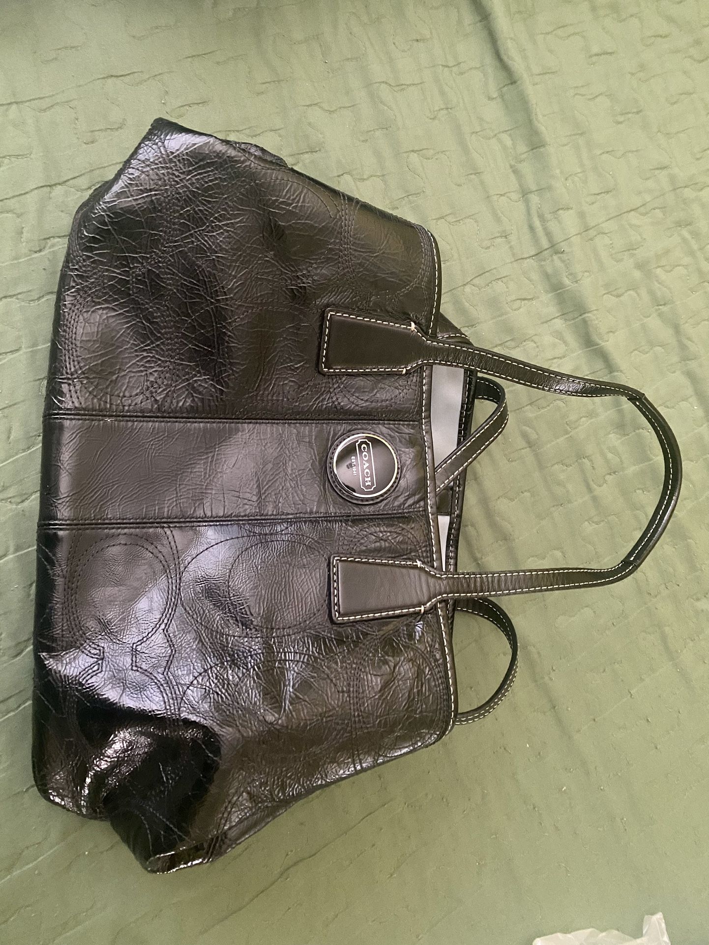 Coach Hand Bag ( Pick Up Only)