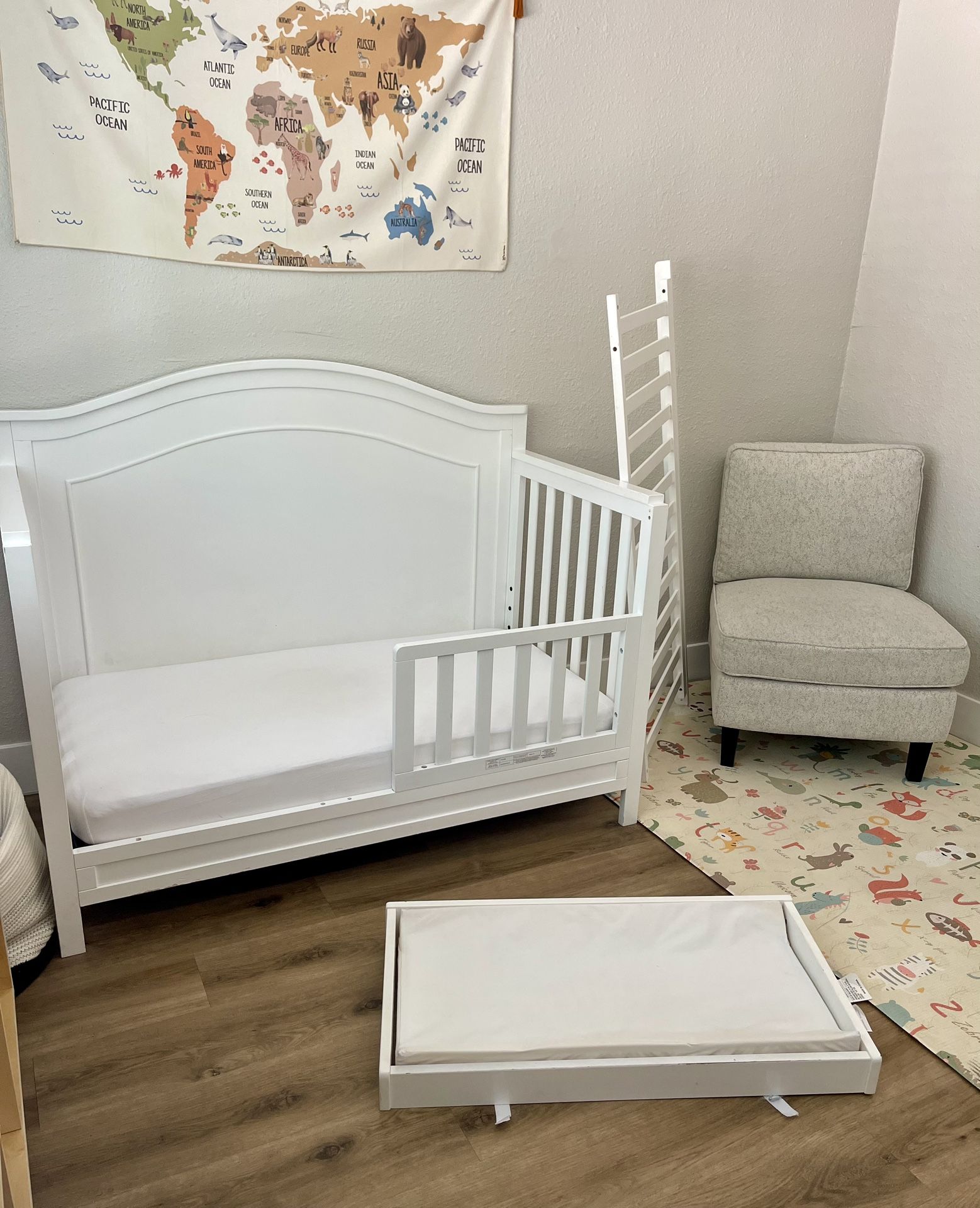 Nursery/Toddler Room Essential 6 Item Set 