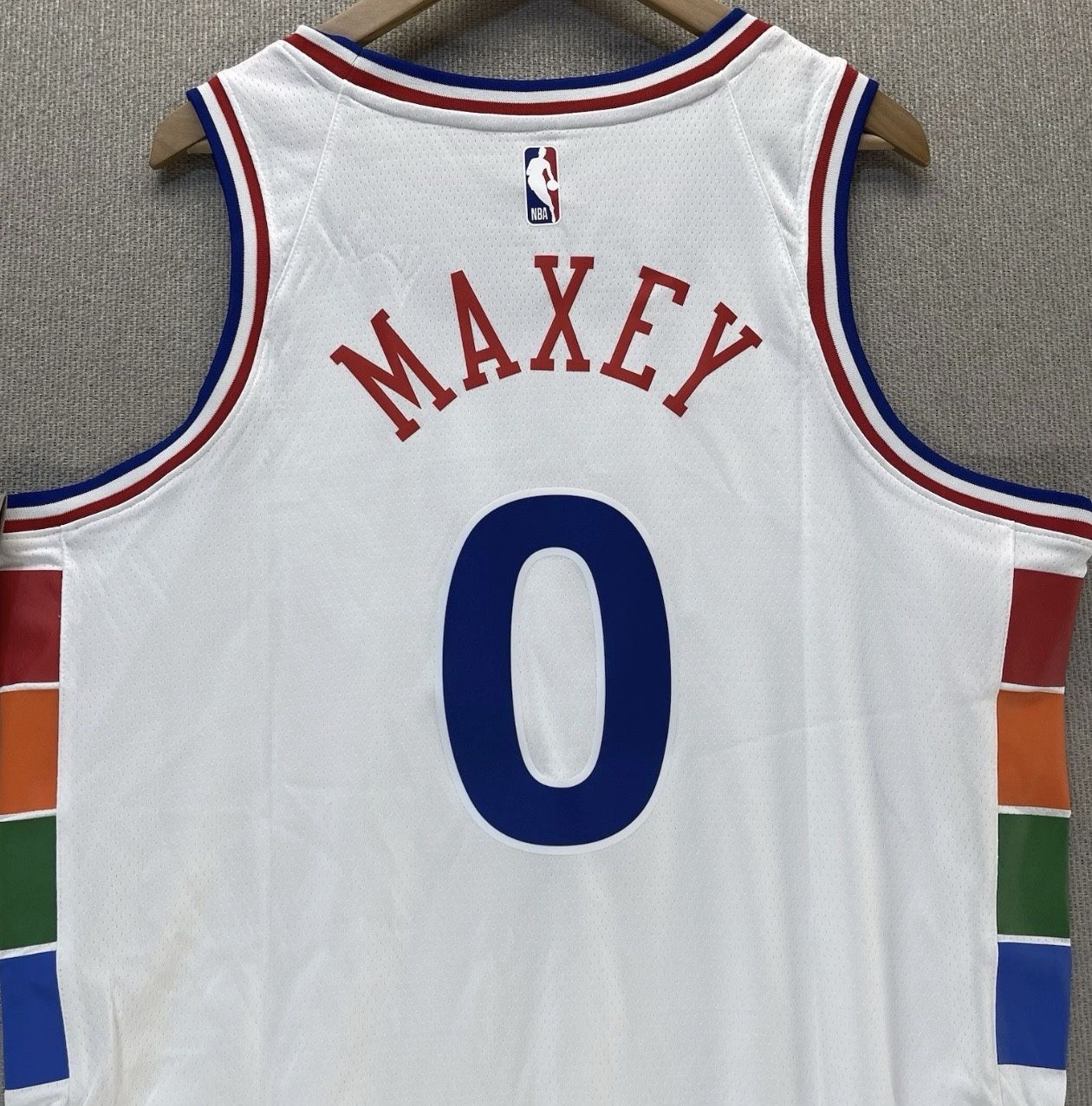 Nike Philadelphia 76ers Tyrese Maxey NBA Jersey #0 Mens med sz 44 City Swingman NWT
