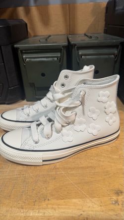 New Converse Chuck Taylor