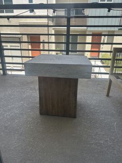 Outdoor Patio Table