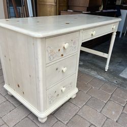 Thomasville Computer Desk