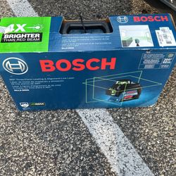 300 ft. Green 360-Degree Laser Level Self Leveling with Visimax Technology, Fine Adjustment Mount and Hard Carrying Case