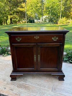 Flip Top Server/ Buffet / Sideboard