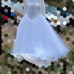 wedding dress