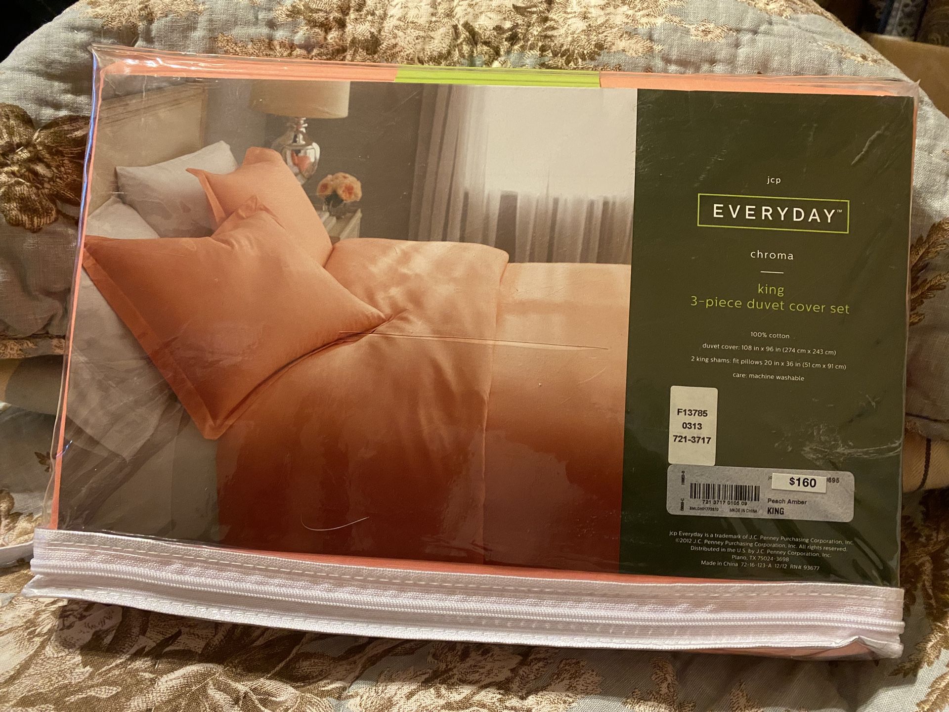 JCP Everyday Chroma King Duvet Set