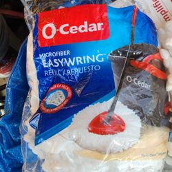 2 O-CEDAR MOP HEADS