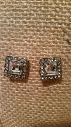Silvertone gem earrings