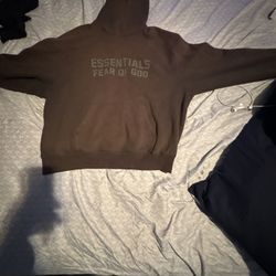 Essential hood size small