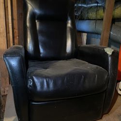One-person Black Sofa Single Seat $30