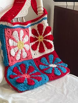 Retro Flower Crochet Tote Bag