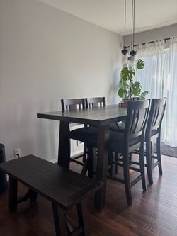 Kitchen table