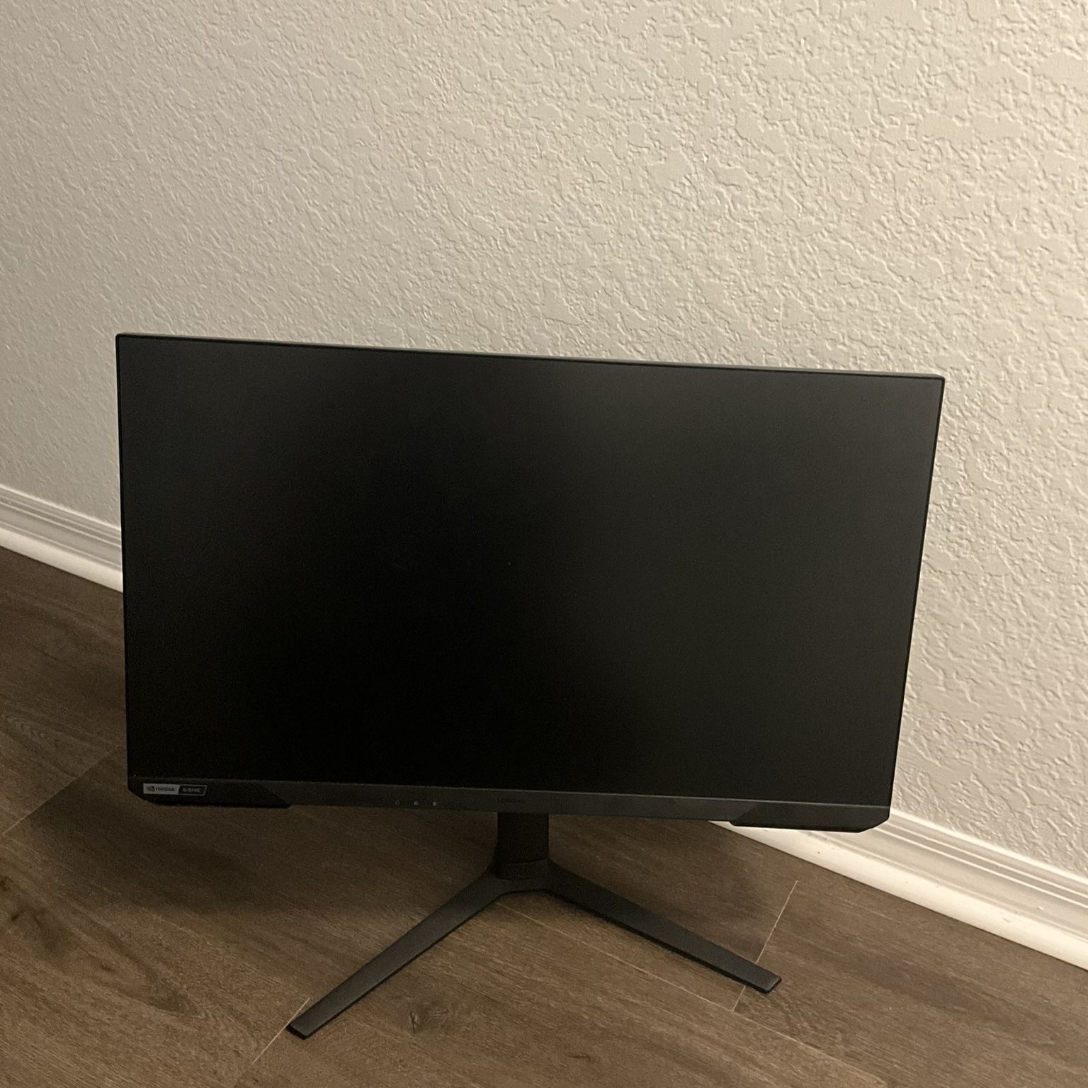 Monitor - Samsung Odyssey G5