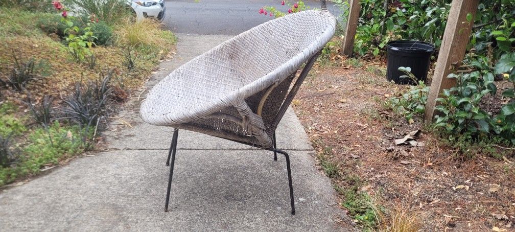FREE - Chair