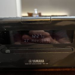 Yamaha TSX-130 Desktop Audio System 