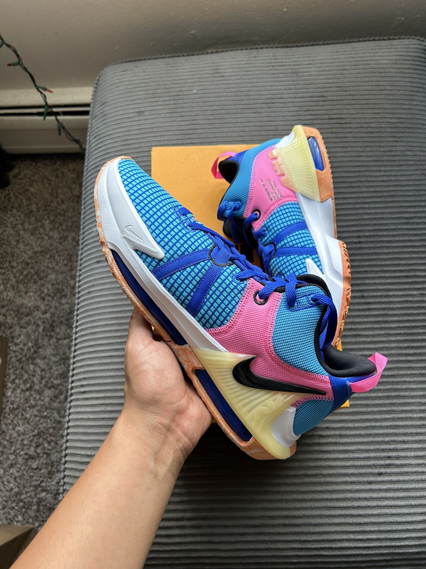 NEW Nike LeBron Witness VII 7 Men's Basketball Shoes Hyper Royal Pink DM1123-400