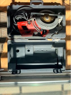 Skil 7-1/4” Circular Saw with Hard Case