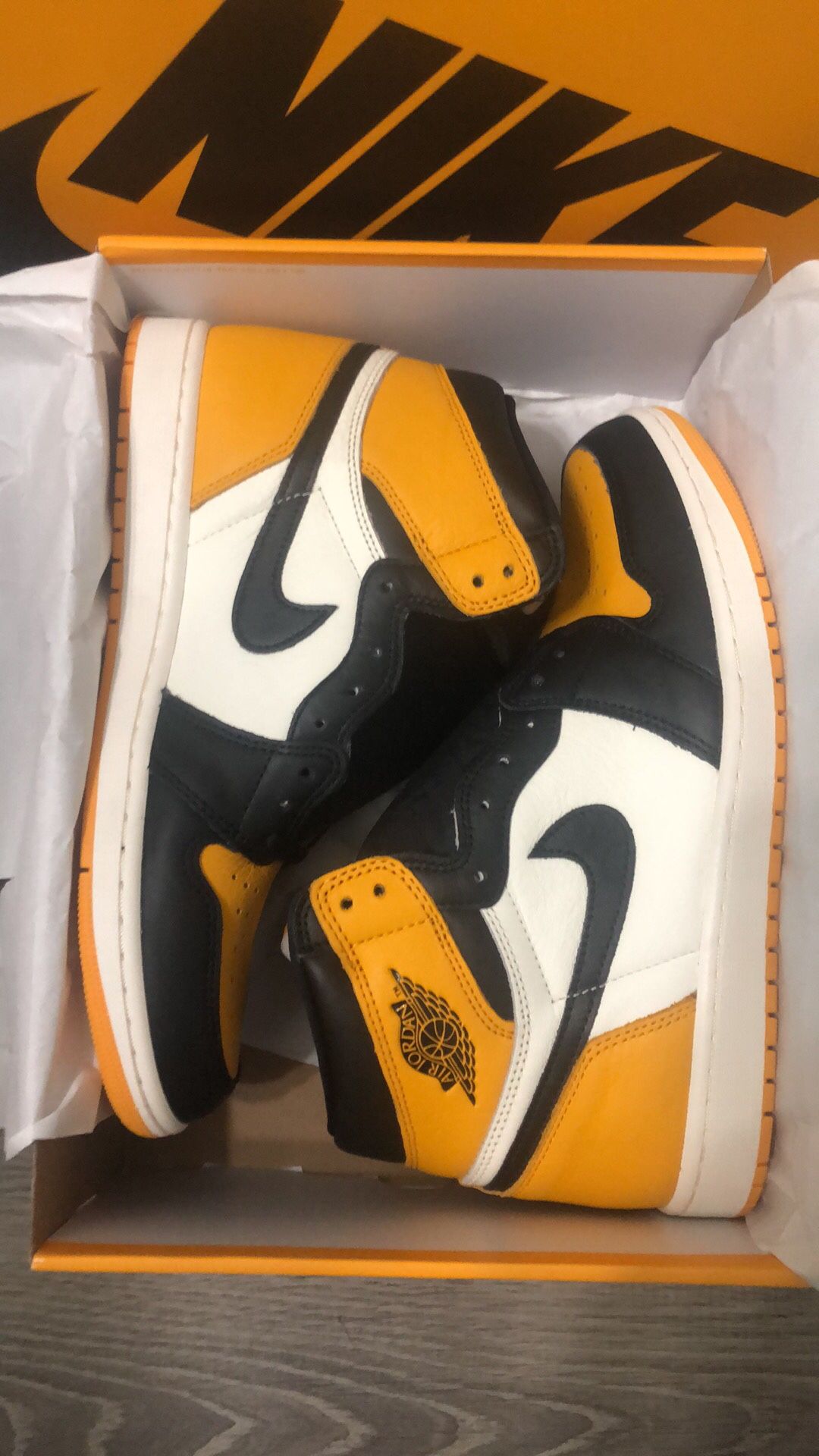 Nike Air Jordan Retro 1 “Taxi”