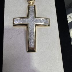 14k Yg Diamond Cross 25 Carat Diamonds 