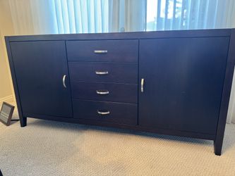 Dinning Room Hutch (Buffet Cabinet)