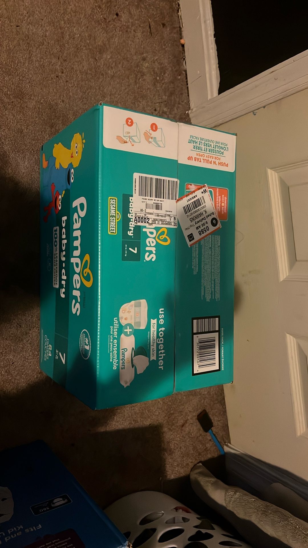 size 7 Pampers.