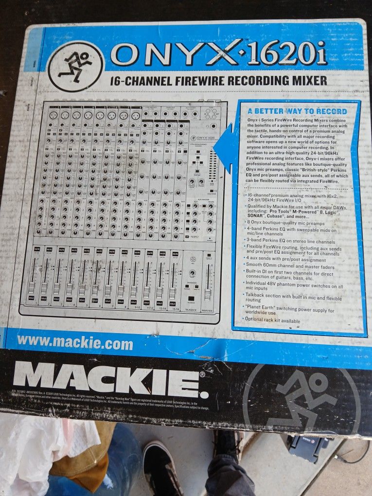 Onyx 1620i Recording Mixer