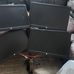 Quad Monitor Set Up