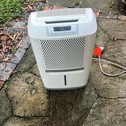 Dehumidifier 