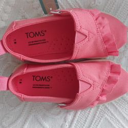 Kids Shoes TOMS. New With Tags.