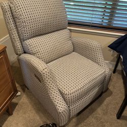 Recliner