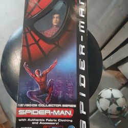 Collector Series Spider Man 12"/30cm