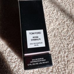 Tom Ford Rose D'Amalfi Perfume