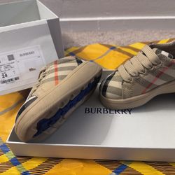 Like New Baby/Toddler Burberry Sneakers / Clothes 