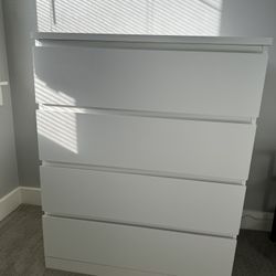 IKEA MALM Dresser